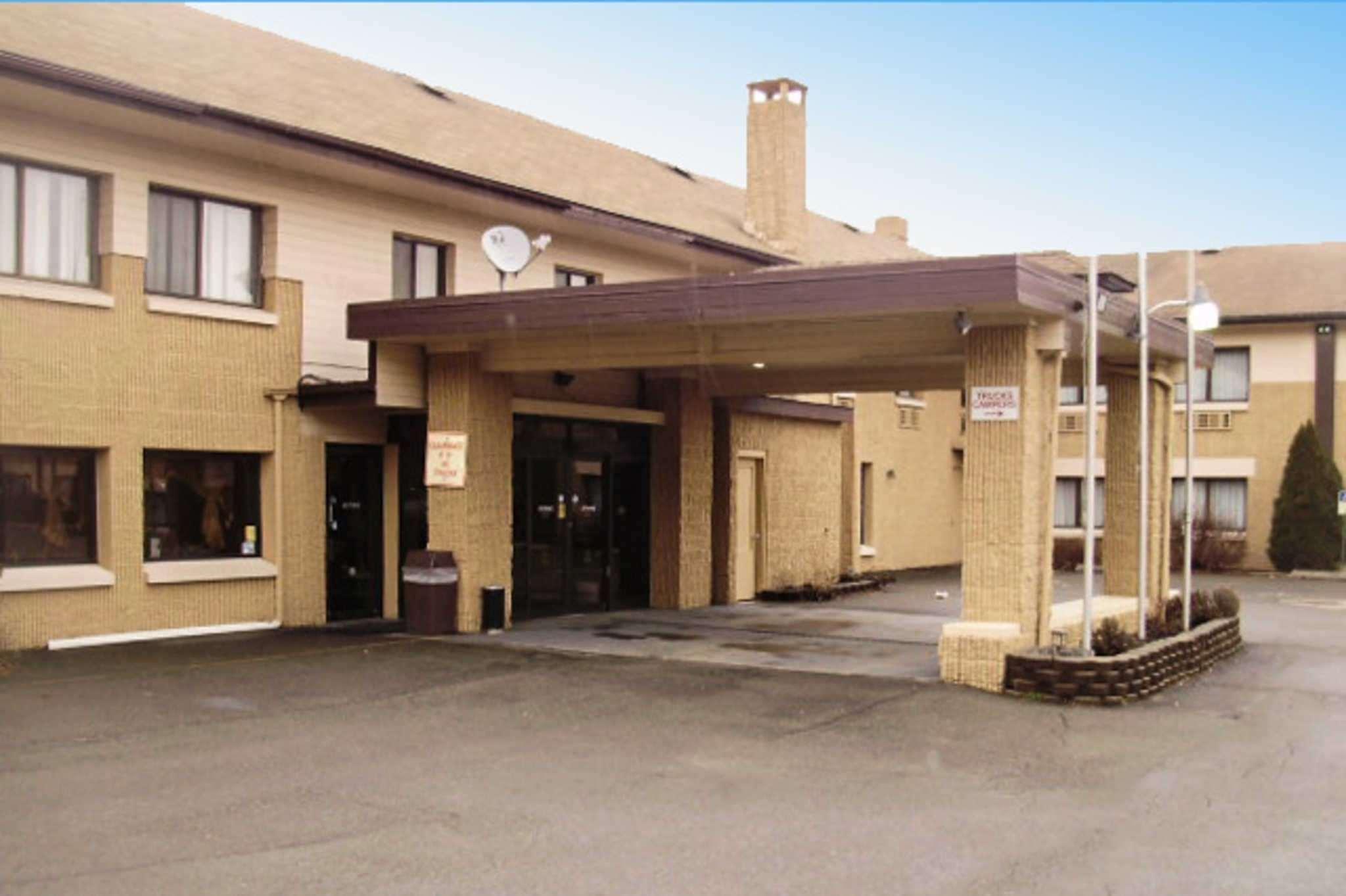 Quality Inn & Suites Binghamton Vestal Eksteriør billede