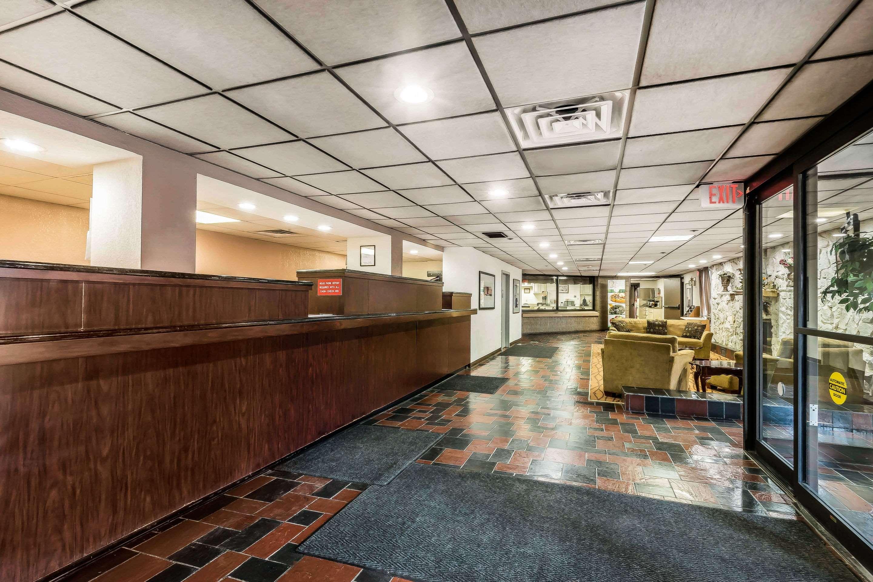 Quality Inn & Suites Binghamton Vestal Eksteriør billede