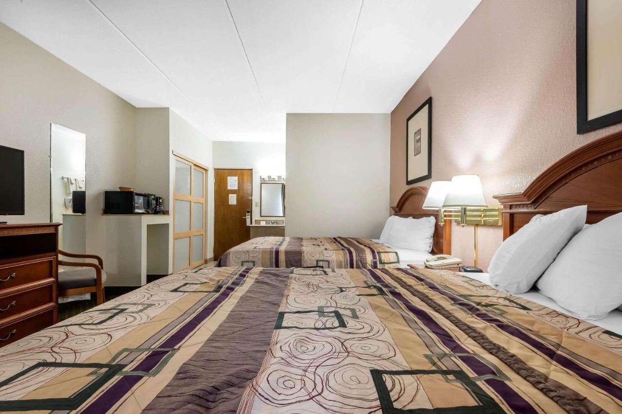 Quality Inn & Suites Binghamton Vestal Eksteriør billede
